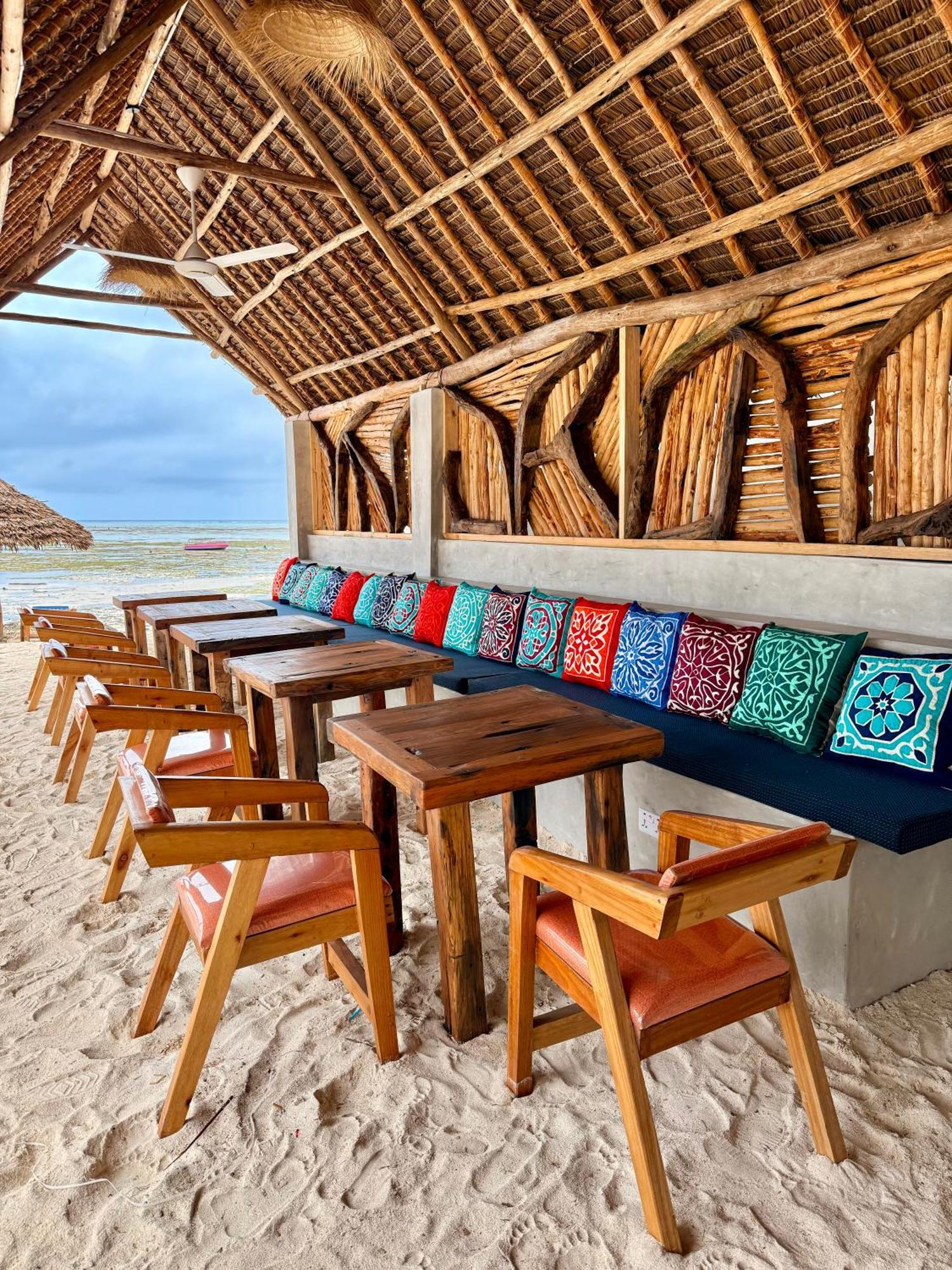 Dhow Beach Boutique Hotel Nungwi Exterior foto